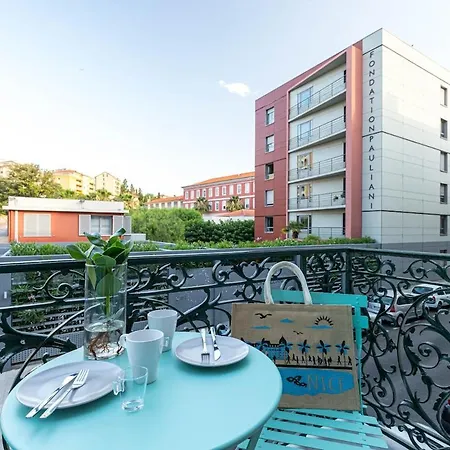 T2 Neuf Clim Balcon Garibaldi Acropolis شقة