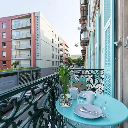 T2 Neuf Clim Balcon Garibaldi Acropolis